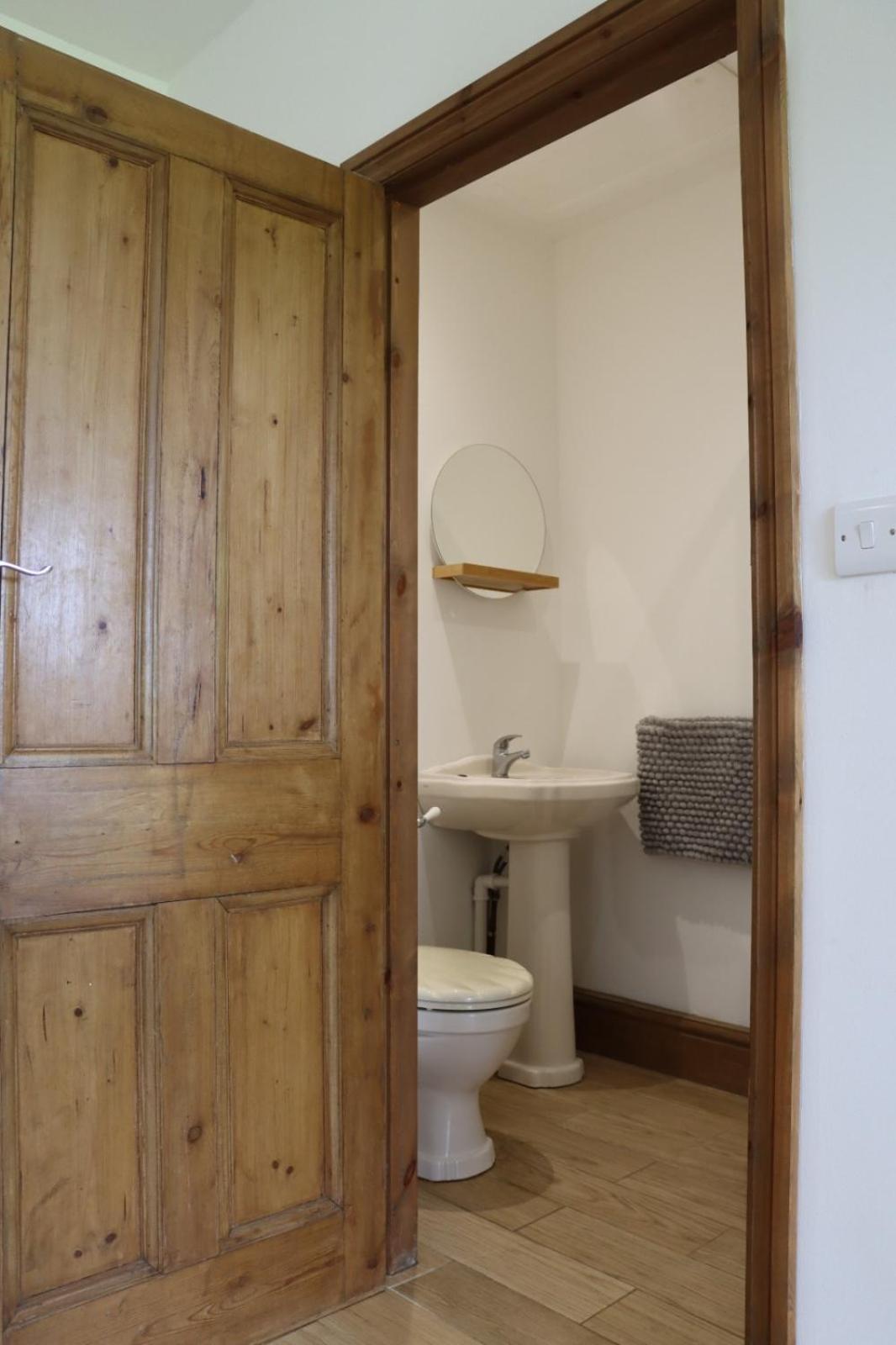 Malthouse Farm Cottage Studio Dilhorne Екстер'єр фото